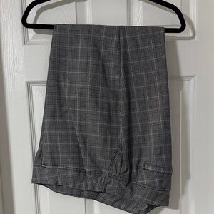 Adrienne Vittadini Black and White Patterned Garment